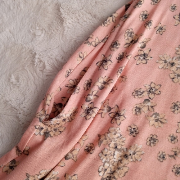 CUPIO Floral Trapeze Sun Dress Pockets - Picture 6 of 9